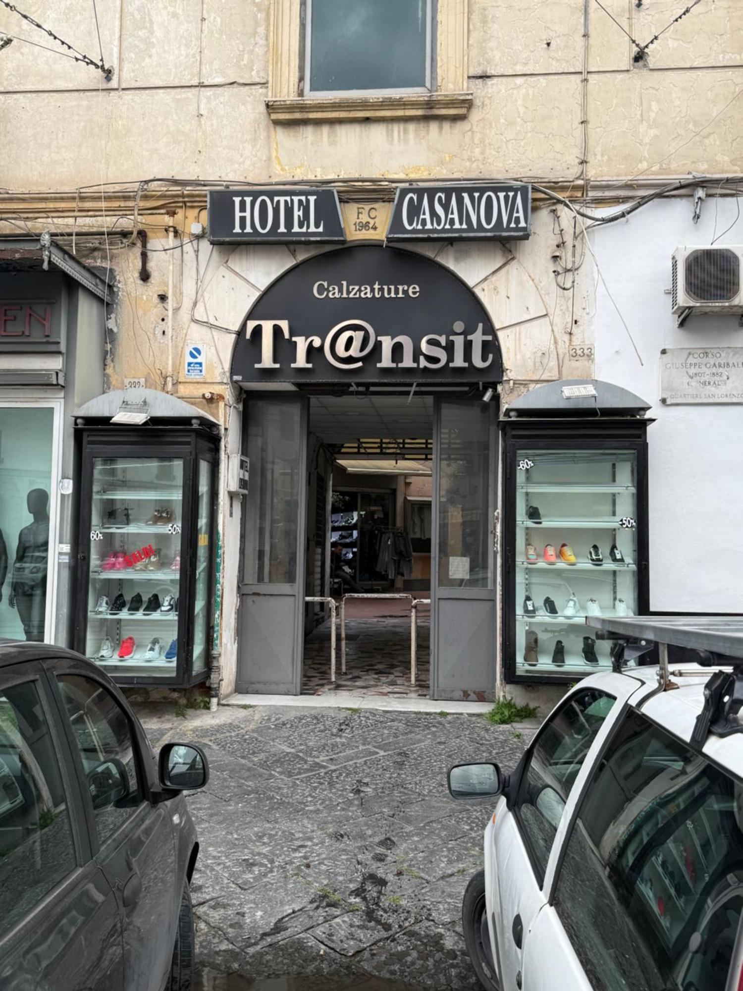 Il Regno Di Napoli Hotel Bagian luar foto