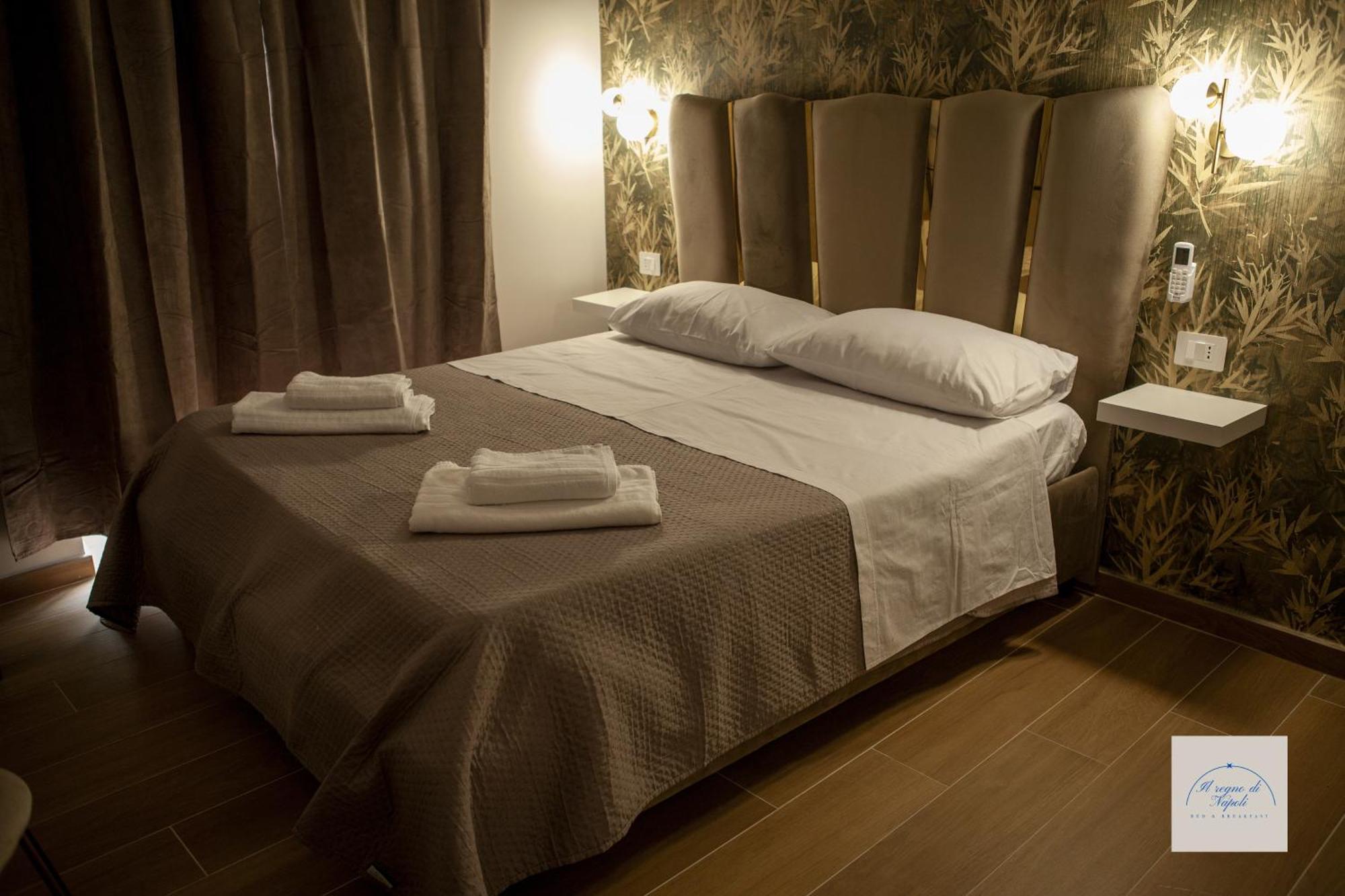 Il Regno Di Napoli Hotel Bagian luar foto
